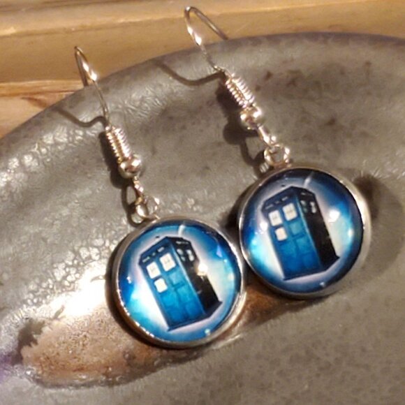 Handcrafted TARDIS in Space Doctor Who Earrings - Picture 1 of 6